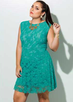 fotos de verdes moda feminina para gordinhas